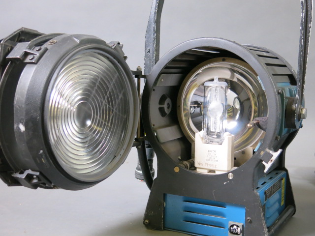 ltm 1200 fresnel head